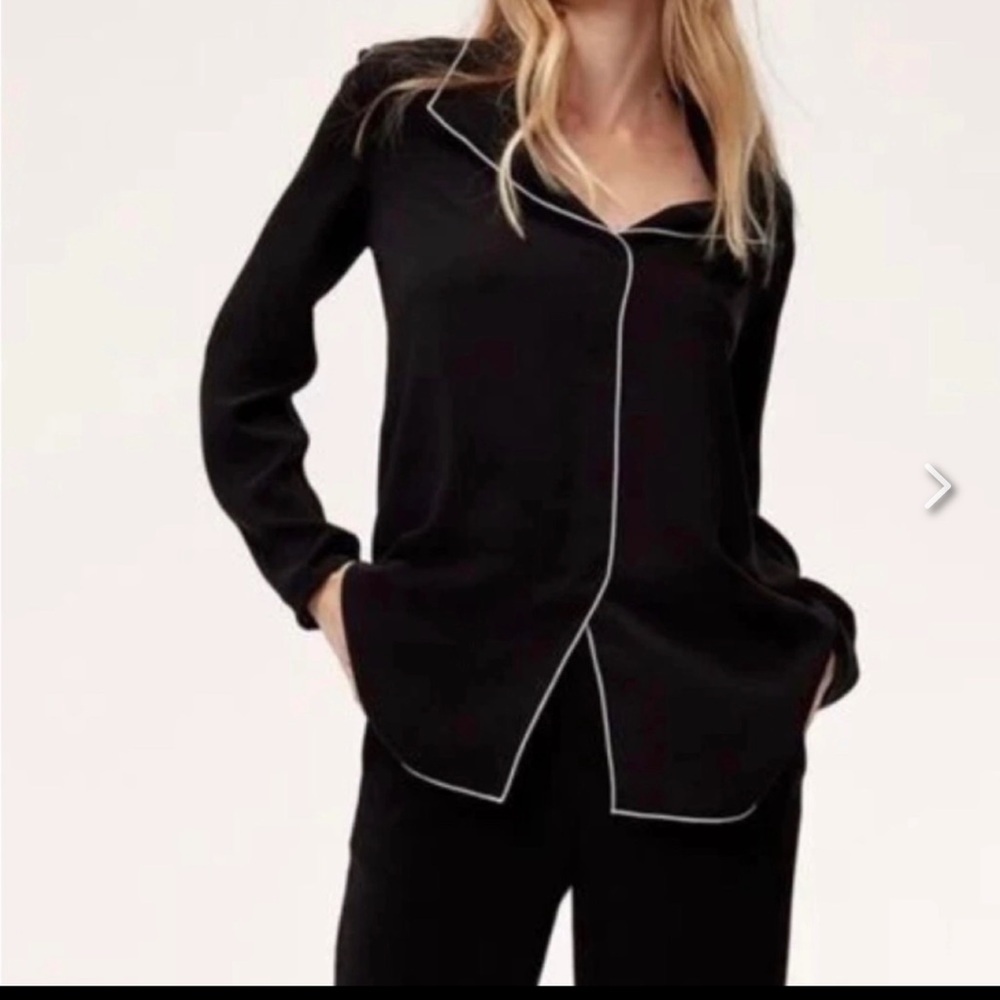 Aritzia Babaton Rena Black Blouse with White Trim